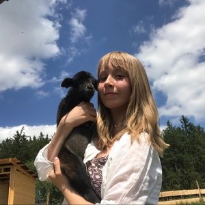 Meet your Posher, Hannah